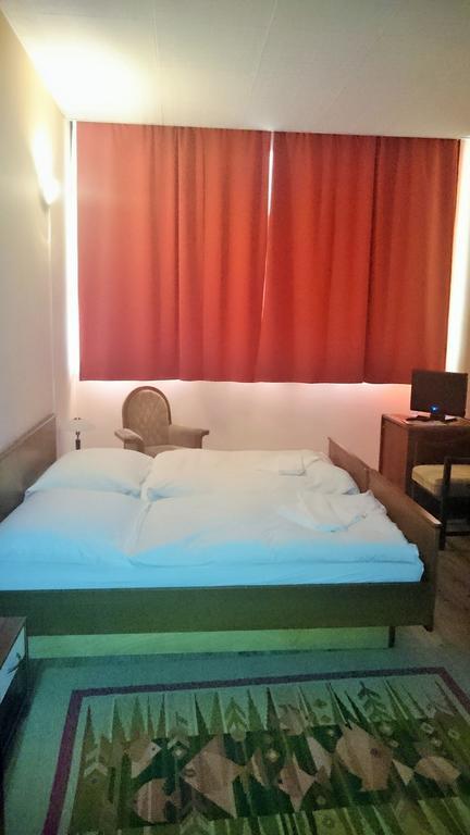 Hotel Konferencia Győr Eksteriør billede