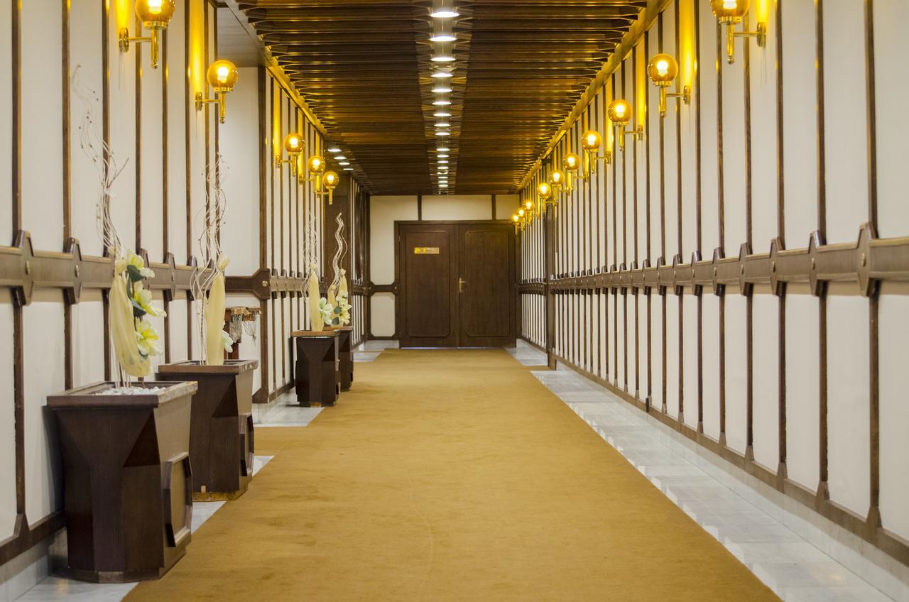 Hotel Konferencia Győr Eksteriør billede