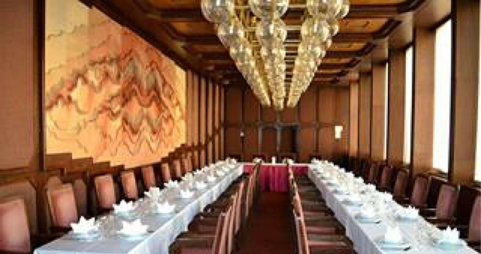Hotel Konferencia Győr Eksteriør billede